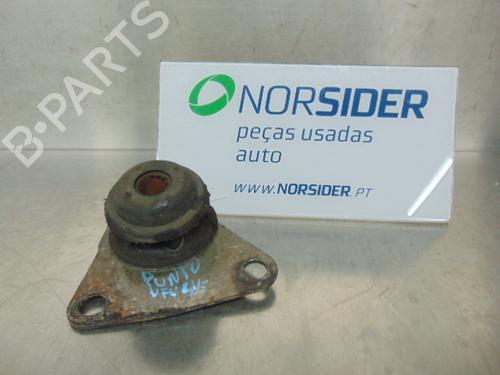 Used Gearbox mount FIAT PUNTO (176_) 1.7 TD (69 hp) 19195443