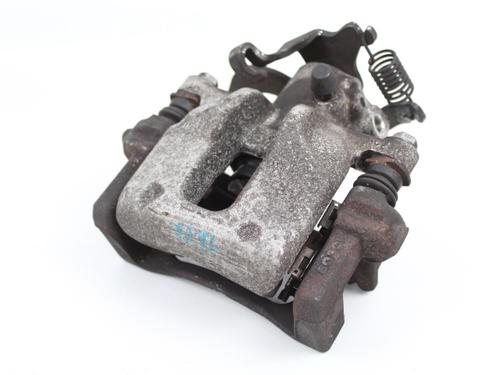 Højre bremsekaliber bag TOYOTA AURIS (_E18_) 1.4 D-4D (NDE180_, NDE180R) (90 hp) 19209618