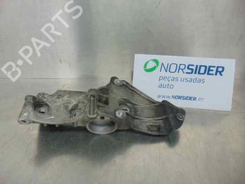 Used Support RENAULT SCÉNIC II (JM0/1_) 1.5 dCi (JM02, JM13) (101 hp) 19194152