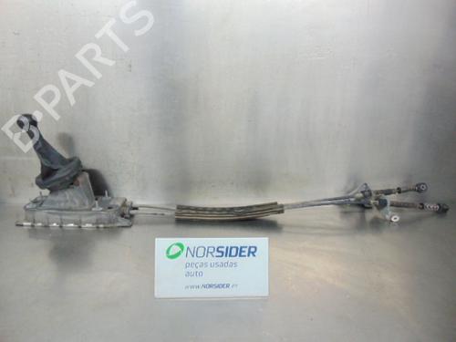 Used Gear lever VW CADDY III Box Body/MPV (2KA, 2KH, 2CA, 2CH) 2.0 SDI (70 hp) 21197988
