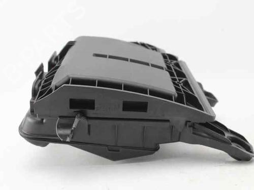 Used Air filter box Air filter box PEUGEOT 308 SW II (LC_, LJ_, LR_, LX_, L4_) 1.6 HDi / BlueHDi 115 (LCBHXM, LCBHXT) (115 hp) 33223264 33223264