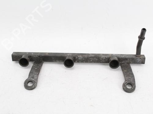 Used Injection rail CHEVROLET MATIZ (M200, M250) 0.8 (52 hp) 19207622