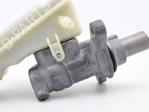 Brake master cylinder FORD FOCUS III Turnier  | BP29761320M77 