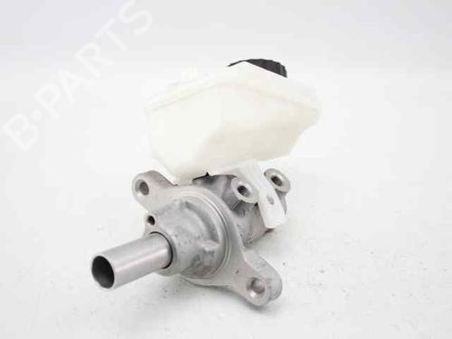 Used Brake master cylinder TOYOTA AYGO (_B1_) 1.0 (KGB10_, KGB10R) (68 hp) 19242901