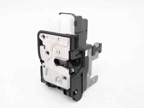 Used Front left lock VOLVO V40 Hatchback (525) D3 (150 hp) 19241199
