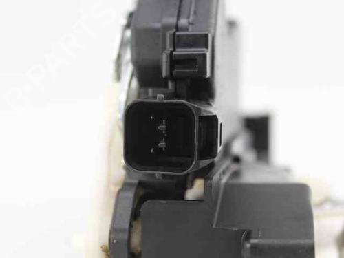 Cerradura puerta trasera izquierda MITSUBISHI COLT VI (Z3_A, Z2_A) 1.1 (Z31A, Z32A) | BP30048185C100