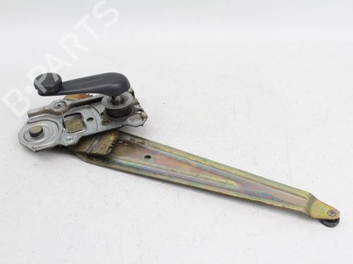 Used Rear left window mechanism TOYOTA YARIS (_P1_) 1.0 (SCP10_, SCP10R) (68 hp) 19207685