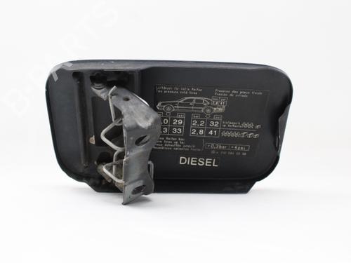 Fuel flap MERCEDES-BENZ E-CLASS (W210) E 290 Turbo-D (210.017) | BP19203487C131 