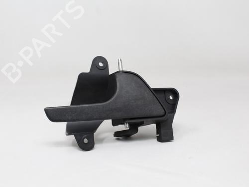 Used Front right interior door handle VW TRANSPORTER T5 Van (7HA, 7HH, 7EA, 7EH) 1.9 TDI (85 hp) 21198228