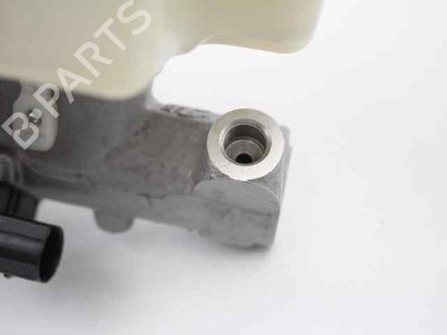 Brake master cylinder VW GOLF VI (5K1) 1.6 TDI | BP21199946M77 