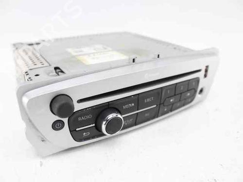 Used Radio Radio RENAULT MEGANE III Grandtour (KZ0/1) 1.5 dCi (KZ09, KZ0D, KZ1G, KZ29, KZ14, KZ1W, KZ10, KZ1F,... (110 hp) 34711121 34711121