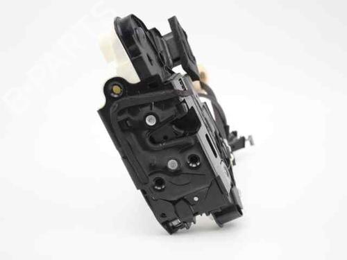 Front left lock VW GOLF VI (5K1) 1.6 TDI | BP21199938C98 