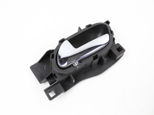 Used Front left interior door handle PEUGEOT 407 SW (6E_, 6D_) 2.0 HDi 135 (136 hp) 19211430