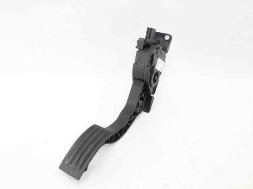 pedal-volvo-v40-hatchback-525-2012-2013-2014-2015-2016-2017-2018-2019-34609713 main image