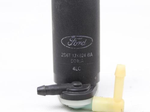 Washer pump FORD FIESTA V (JH_, JD_) 1.4 TDCi | BP19215026E24 