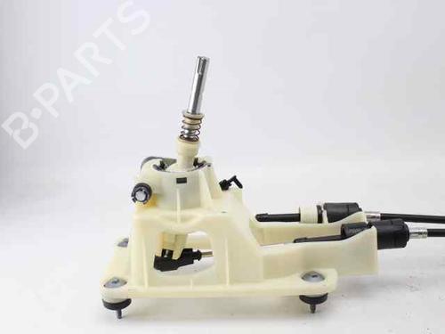 Gear lever VOLVO V40 Hatchback (525) D2 | BP33279620M90 - Image 3