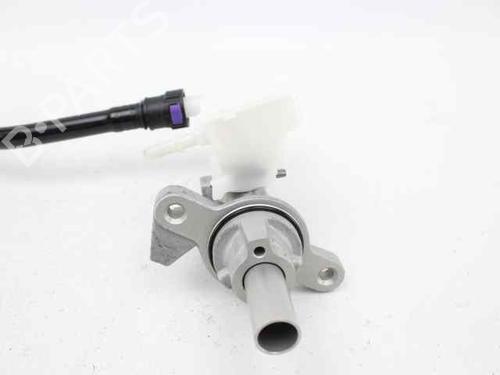 Brake master cylinder FORD FIESTA VI (CB1, CCN) 1.0 EcoBoost | BP28069687M77 
