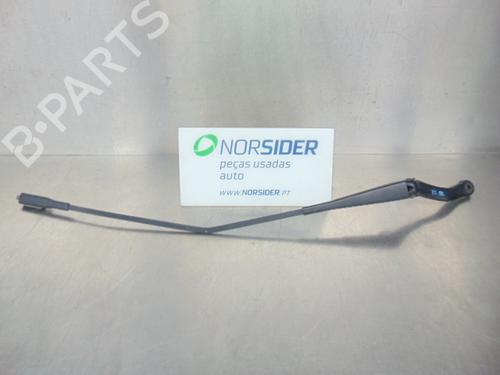 Used Front windshield wiper arm OPEL CORSA D (S07) 1.3 CDTI (L08, L68) (75 hp) 19200935