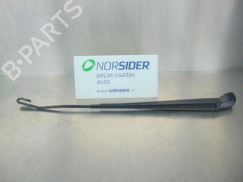 Used Front windshield wiper arm CITROËN XSARA PICASSO (N68) 1.6 (88 hp) 19199954