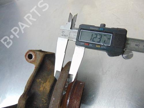 Left front steering knuckle RENAULT MEGANE I Grandtour (KA0/1_) 1.4 16V (KA0D, KA1H, KA0W, KA10) | BP19190792M25 