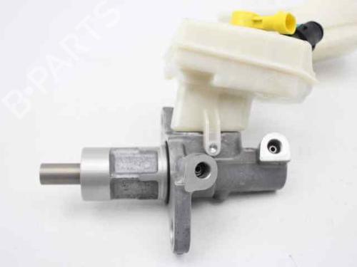 Brake master cylinder OPEL ZAFIRA TOURER C (P12) 1.6 CDTI (75) | BP19239760M77 