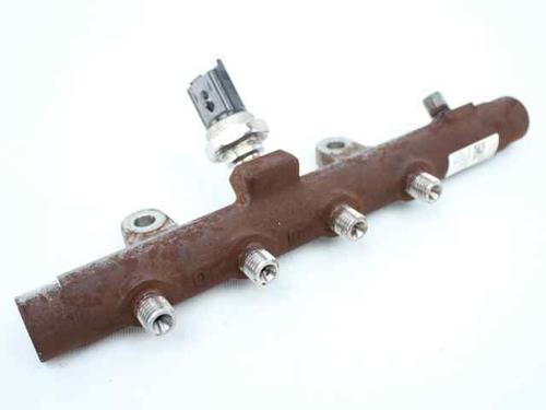 Used Injection rail RENAULT MEGANE III Hatchback (BZ0/1_, B3_) 1.5 dCi (106 hp) 19237954