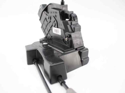 Front left lock VOLVO V50 (545) D2 | BP19917874C98 