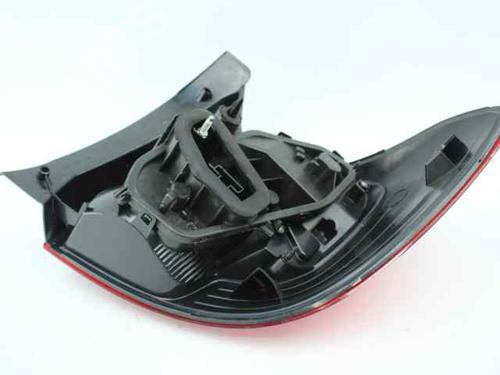 Left taillight DACIA SANDERO II 1.5 dCi 75 / Blue dCi 75 (B8JW, B8M4, B8AH, B8M7, B8M6) | BP19237173C34 
