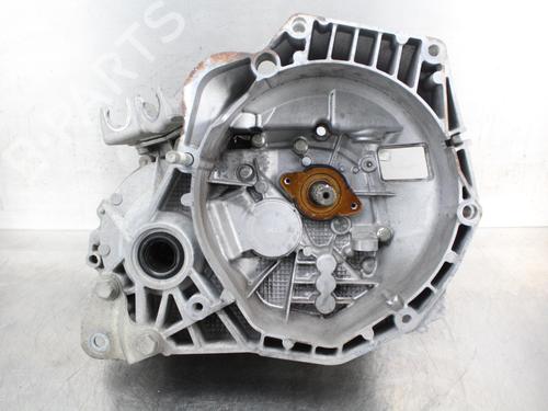 Used Gearbox Gearbox FIAT 500L (351_, 352_) 1.3 D Multijet (199.LYM11, 199.LYM1A) (95 hp) 40554617 40554617