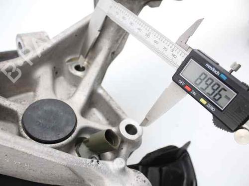 Right rear steering knuckle VW PASSAT B6 (3C2) 1.6 TDI | BP21200438M28 