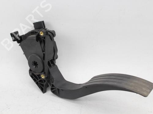 Used Pedal RENAULT CLIO IV Grandtour (KH_) 0.9 TCe 90 (90 hp) 19207876