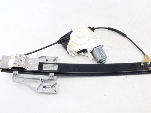Rudehejsemekanisme Højre bagtil Rudehejsemekanisme Højre bagtil AUDI A4 B8 (8K2) 2.0 TDI (150 hp) 39573104 39573104