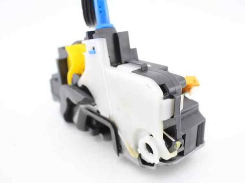 Front left lock OPEL ASTRA J (P10) 1.7 CDTI (68) | BP19237464C98 