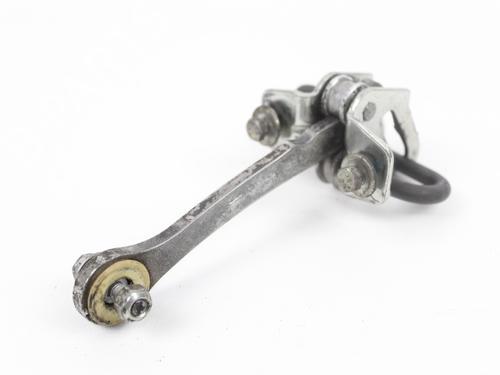 Used Hinge/Door check strap OPEL VECTRA B Estate (J96) 1.6 i 16V (F35) (100 hp) 19213013