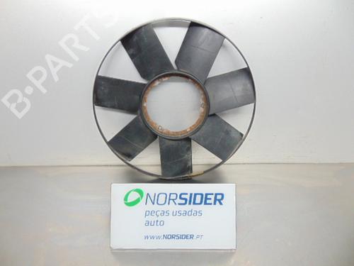 Used Radiator fan BMW 3 Touring (E46) 330 d (184 hp) 19200656
