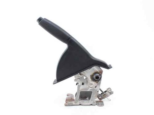 hand-brake-fiat-tipo-estate-356_-357_-2016-32224206 main image