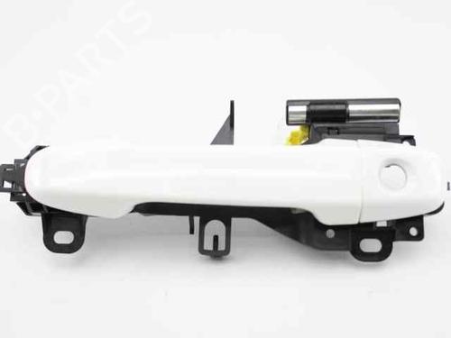 Front left exterior door handle TOYOTA YARIS (_P13_) 1.3 (NSP130_, NSP130) | BP19221541C128 