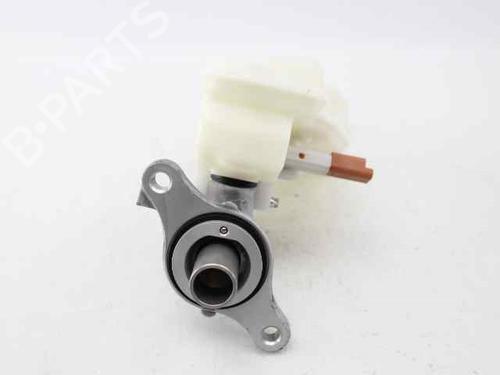 Brake master cylinder PEUGEOT 208 I (CA_, CC_) 1.2 VTI 82 | BP26137357M77