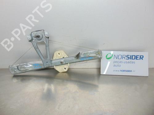Rudehejsemekanisme venstre bagtil RENAULT CLIO II (BB_, CB_) 1.2 (BB0A, BB0F, BB10, BB1K, BB28, BB2D, BB2H, CB0A,... (58 hp) 19199070