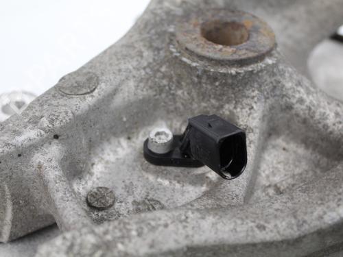 Left rear steering knuckle AUDI A4 B8 (8K2) 2.0 TDI | BP19213338M27 