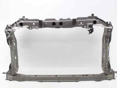 Panel frontal Panel frontal TOYOTA YARIS (_P13_) 1.3 (NSP130_, NSP130) (99 hp) 36941382 36941382