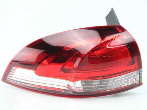 left-taillight-renault-clio-iv-grandtour-kh_-2012-2013-2014-2015-2016-2017-2018-2019-2020-2021-31936231 main image