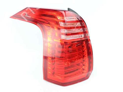 Rückleuchte Links für PEUGEOT 5008 (0U_, 0E_) 1.6 HDi (114 hp) 31348271