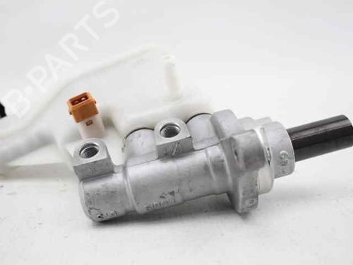 Brake master cylinder KIA CEE'D Sportswagon (JD) 1.4 CRDi 90 | BP19243861M77 