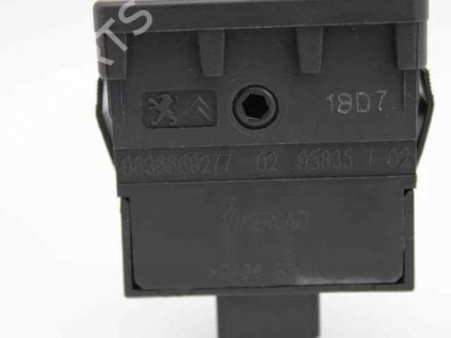 Switch CITROËN C4 II (NC_) 1.2 THP 110 (NCHNZ6, NCHNV6) | BP19220289I30
