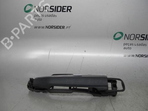 Used Front left exterior door handle MERCEDES-BENZ E-CLASS (W210) E 290 Turbo-D (210.017) (129 hp) 19187679
