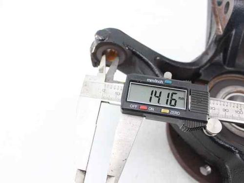 Left front steering knuckle CITROËN C4 Picasso I MPV (UD_) 1.6 HDi 110 | BP29873149M25