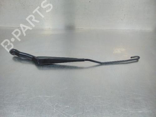 Front windshield wiper arm PEUGEOT 206 Hatchback (2A/C) 1.1 i | BP19199301C143 