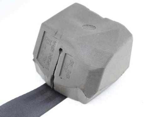 Rear left belt tensioner VW PASSAT B6 (3C2) 1.6 TDI | BP21199643C89 