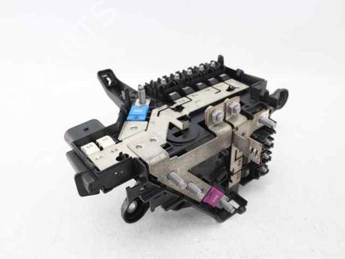 Used Fuse box Fuse box 37164056 37164056